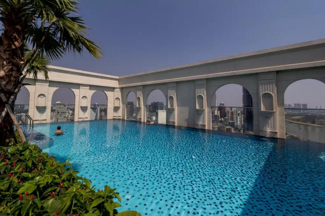 Ami Splendid Rooftop Pool ホーチミン市 エクステリア 写真